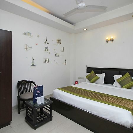 Oyo 9030 Hotel Delhi Airport Plaza Új-Delhi Kültér fotó