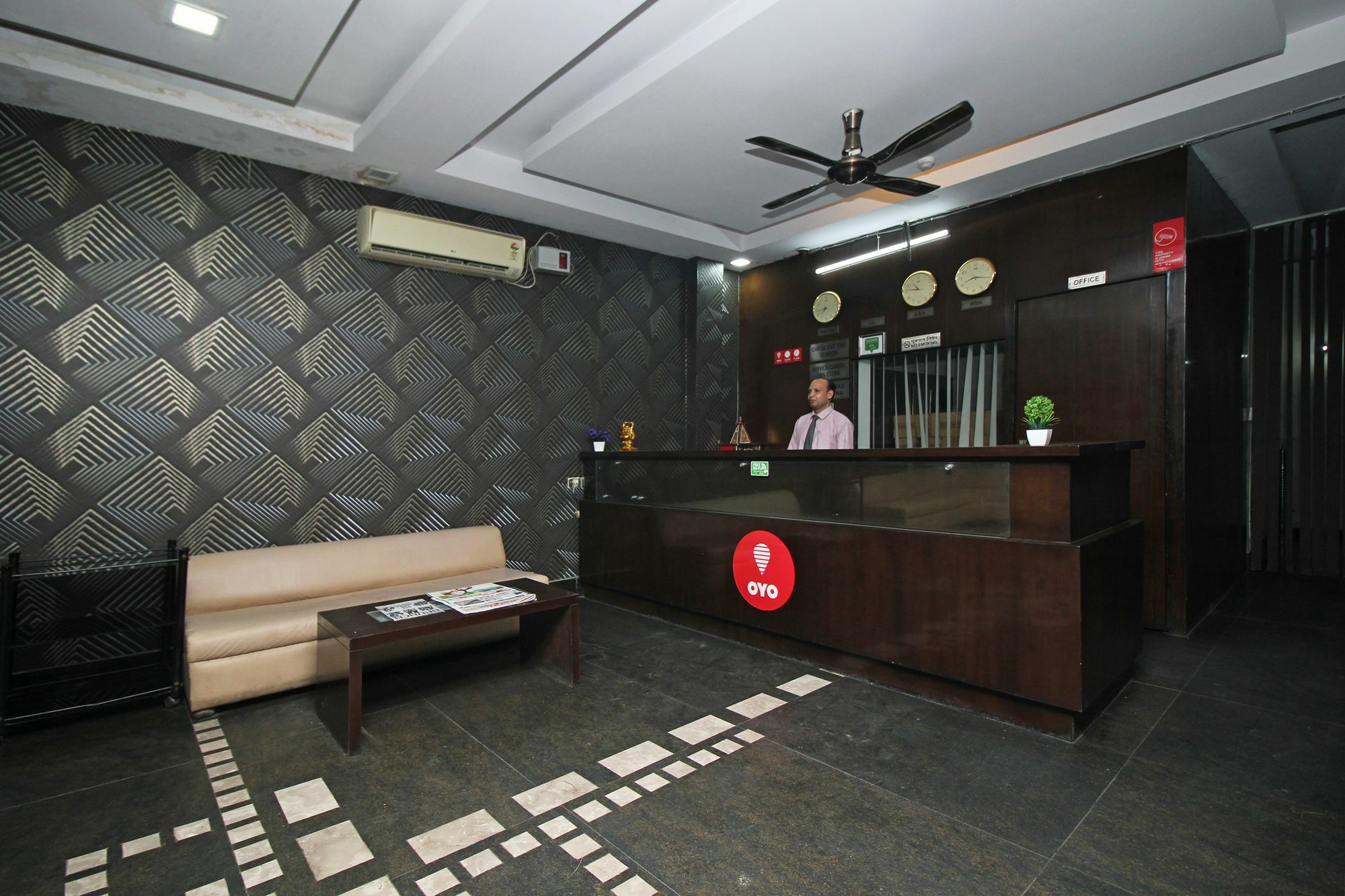 Oyo 9030 Hotel Delhi Airport Plaza Új-Delhi Kültér fotó