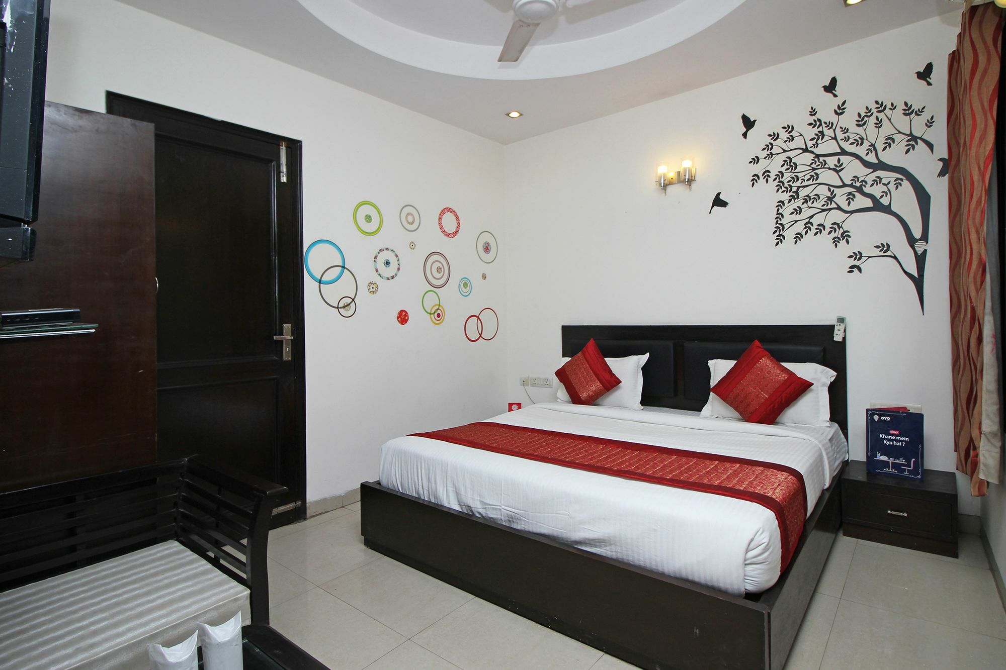 Oyo 9030 Hotel Delhi Airport Plaza Új-Delhi Kültér fotó