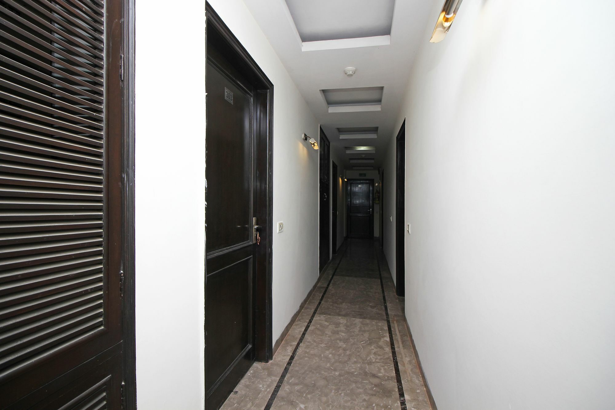 Oyo 9030 Hotel Delhi Airport Plaza Új-Delhi Kültér fotó