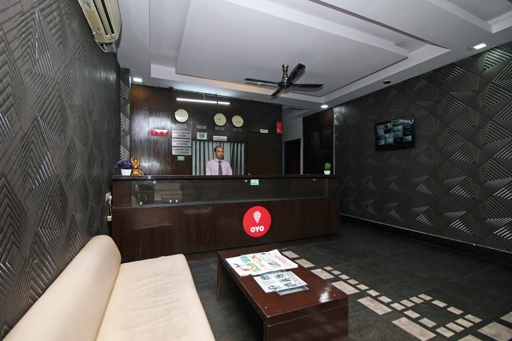 Oyo 9030 Hotel Delhi Airport Plaza Új-Delhi Kültér fotó